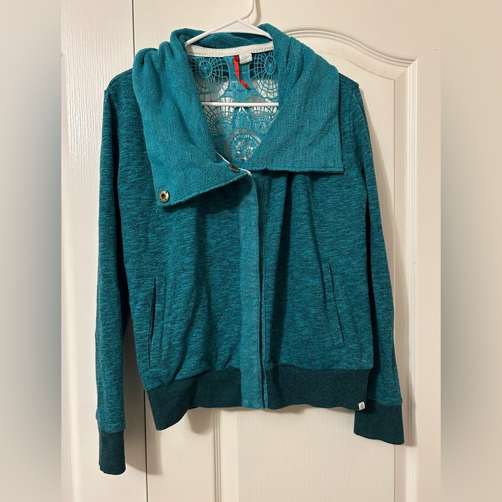 Element sweater